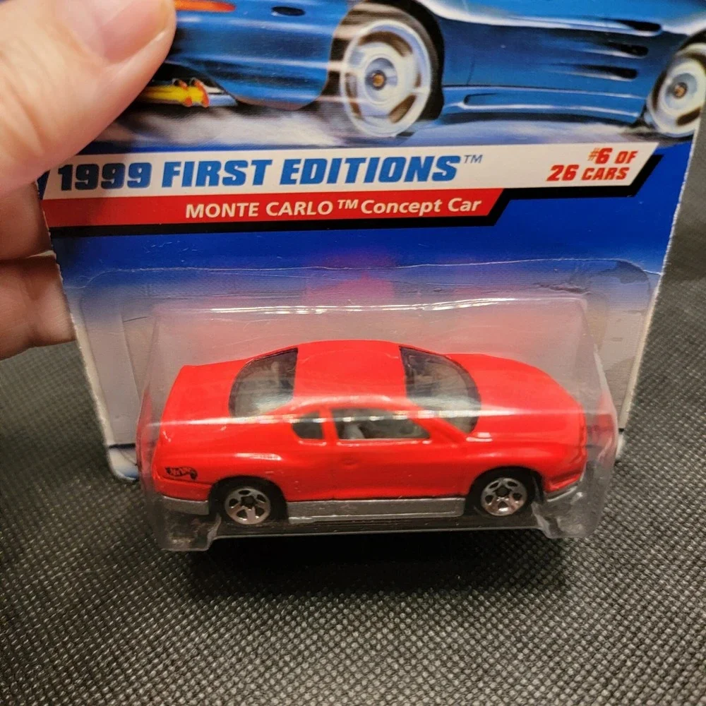 Hot Wheels 1999 First Editions Monte Carlo Concept in Red Collector #910